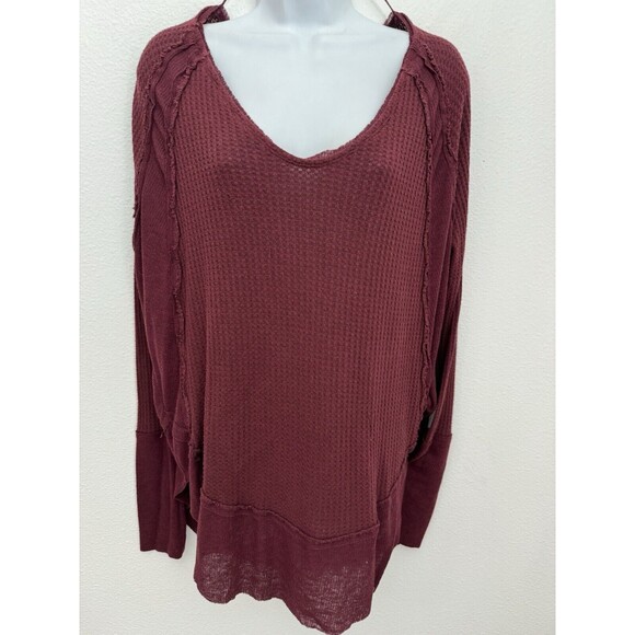 We The Free Women Top Burgundy Waffle Knit Thermal Raw Hem Long Sleeve V Neck M - Picture 3 of 8